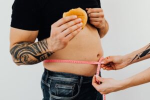 Amikor a kalóriaszámlálás már nem elég: A hormonális környezet szerepe a sikeres fogyásban
