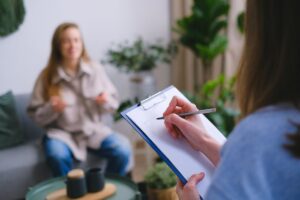 A döntési fáradtság anatómiája: Hogyan meríti le az agyadat a választás szabadsága
