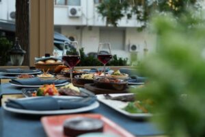Miért érdemes néha egyedül is beülni egy étterembe vagy moziba?